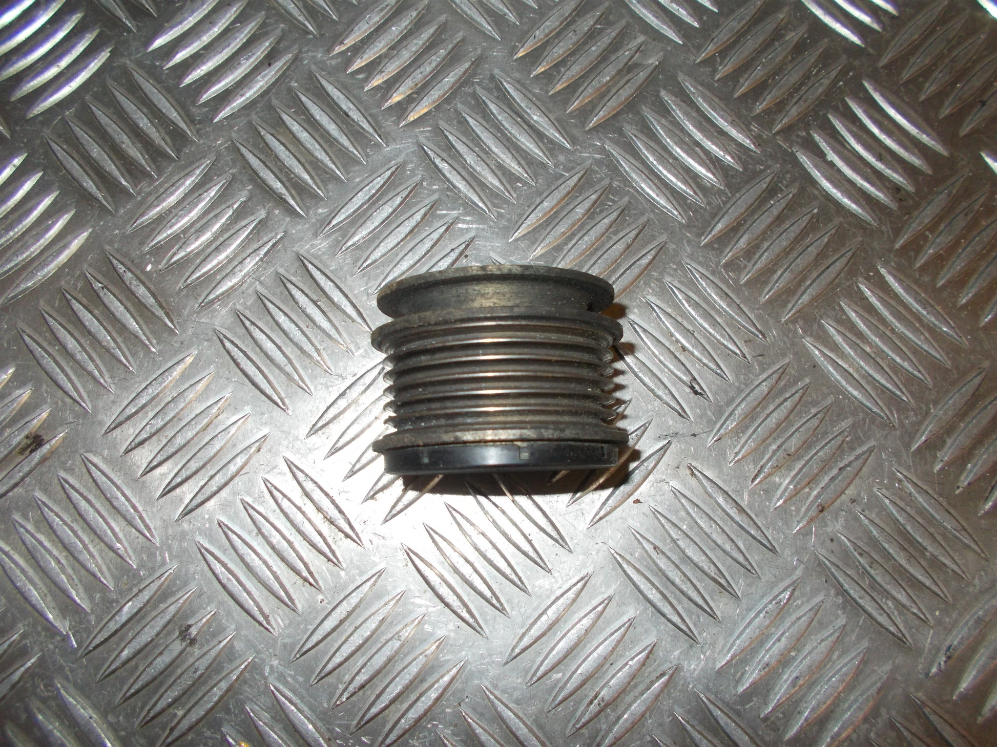 VW Touran 1T GP Generator Friløbs  Med OEM Nr. 03C903119D Fra VW Ophugger