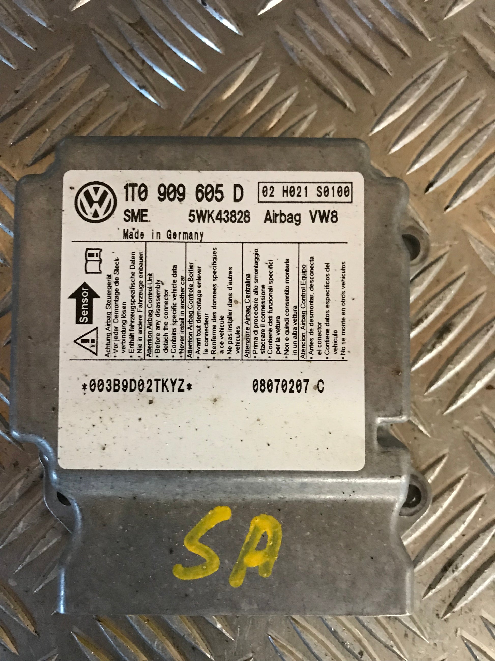 VW Touran 1T GP Airbag Elboks Med OEM Nr. 1T0909605D Fra VW Ophugger