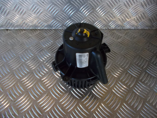 Citroen C4 Varmeblæser Med OEM Nr. BEHR Fra Citroen Ophugger