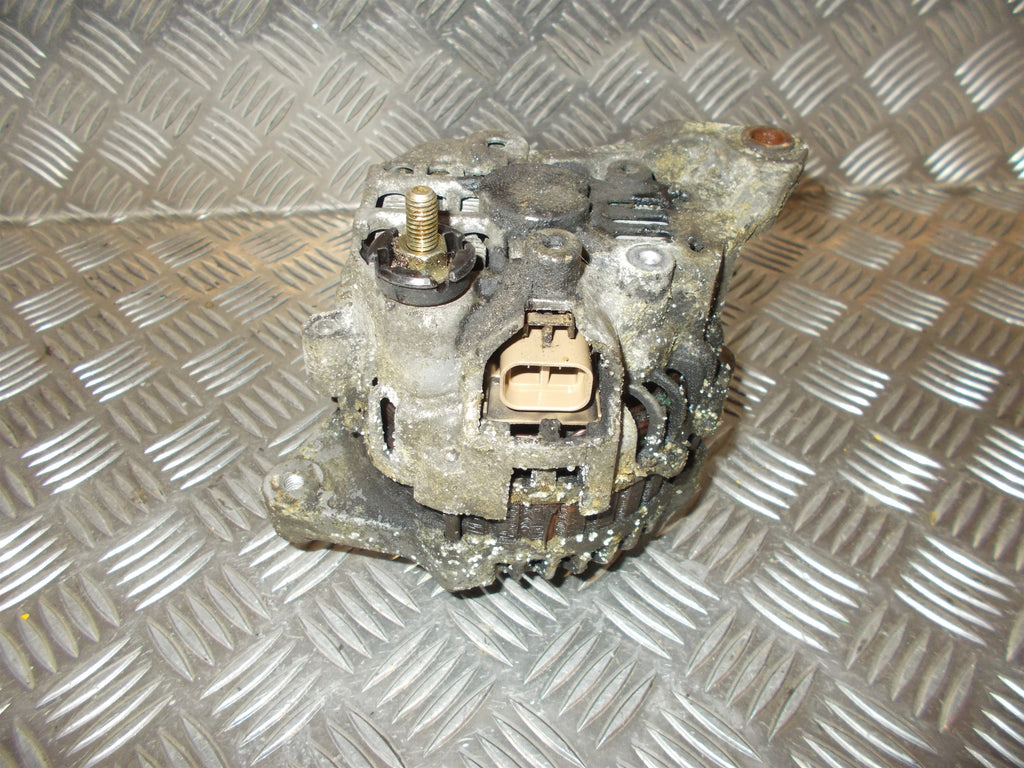 Nissan Almera N15 Generator Med OEM Nr. 231000M010 Fra Nissan Ophugger