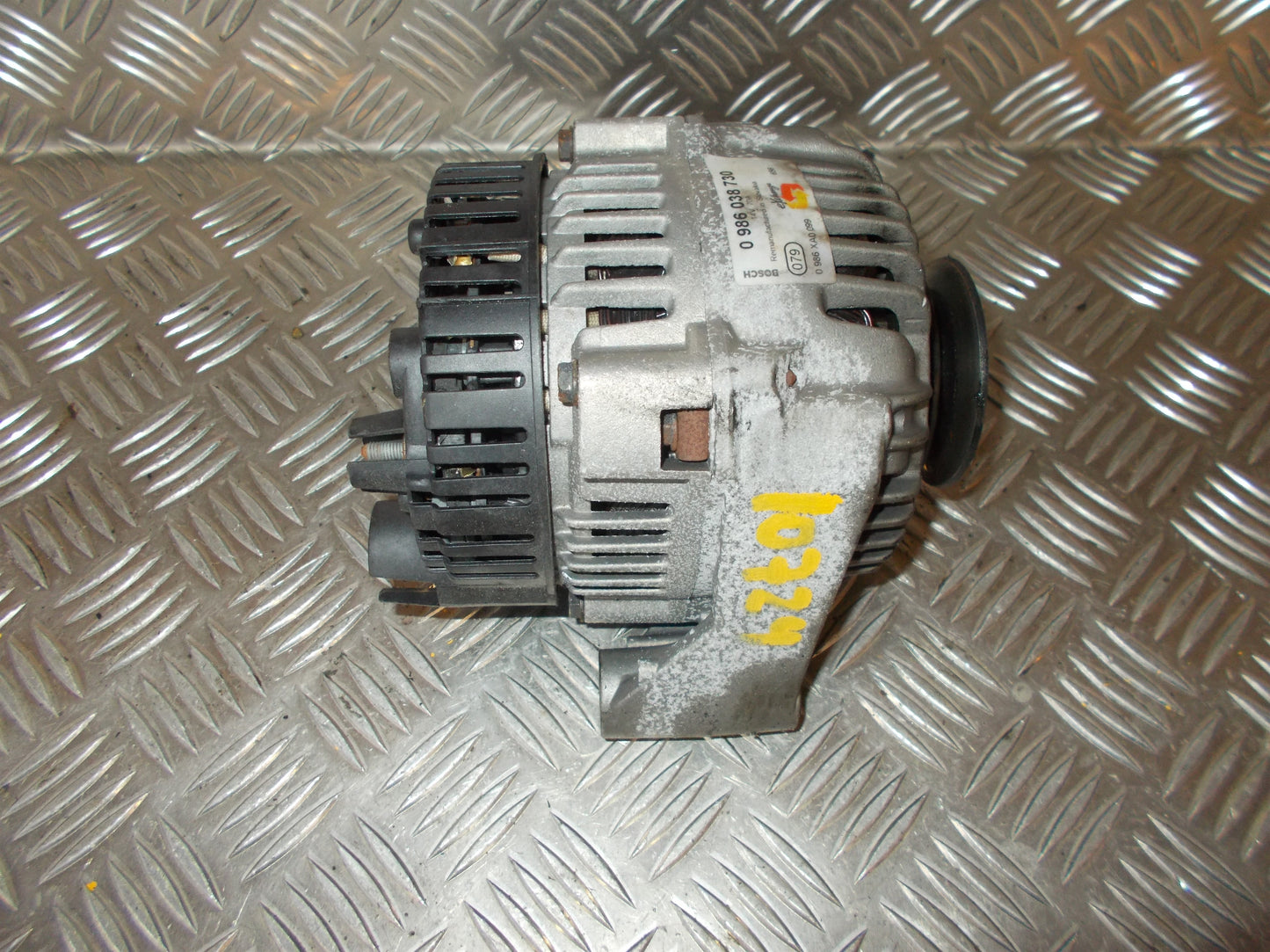 Peugeot 306 Generator Med OEM Nr. 5709F9 Fra Peugeot Ophugger