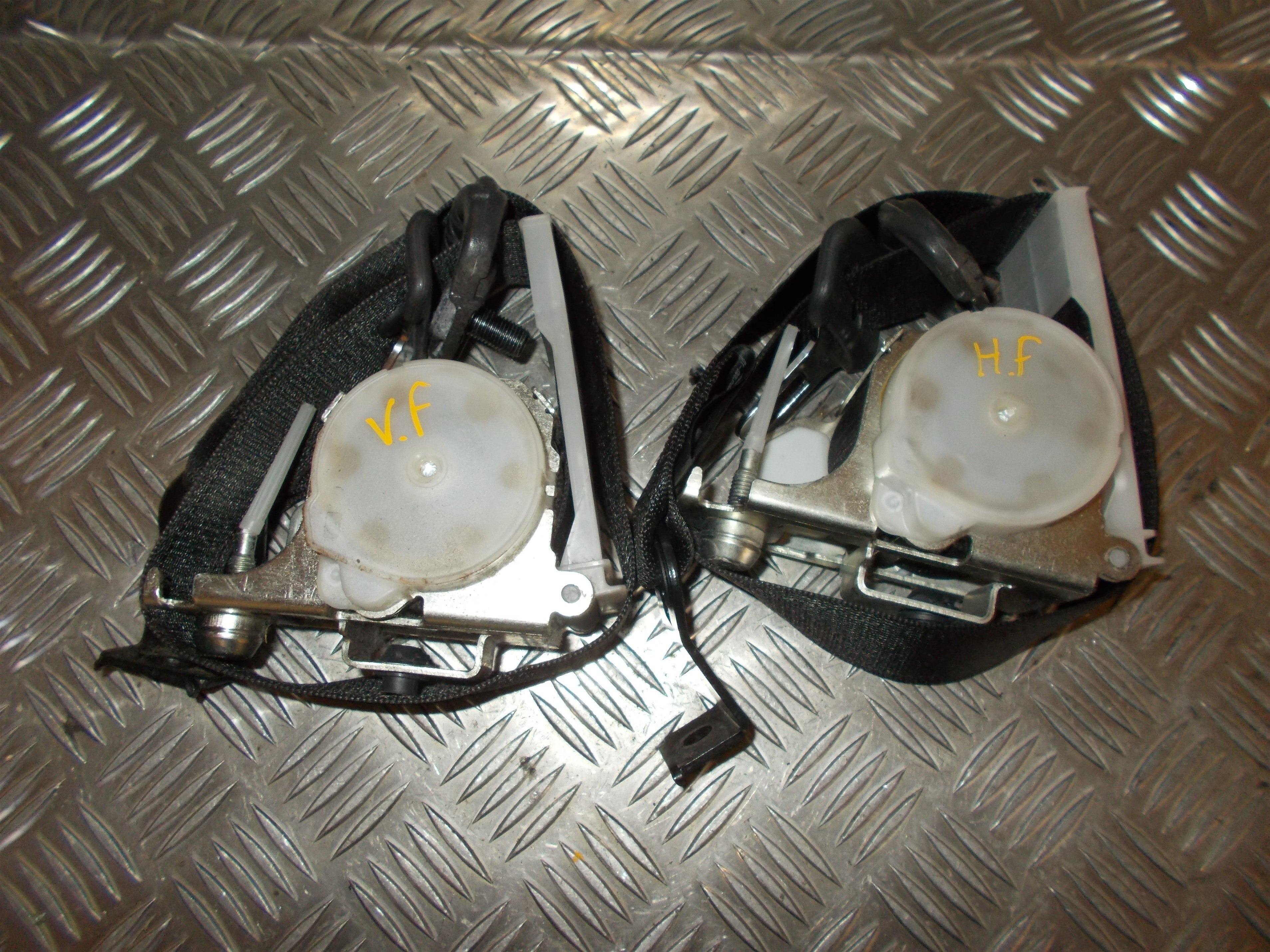 Opel Vectra C Sikkerhedsseler For Med OEM Nr. 131258272N Fra Opel Ophugger