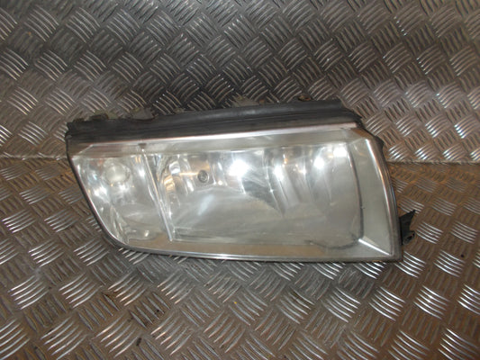 Skoda Fabia Forlygte Med OEM Nr. 6Y1941016H Fra Skoda Ophugger