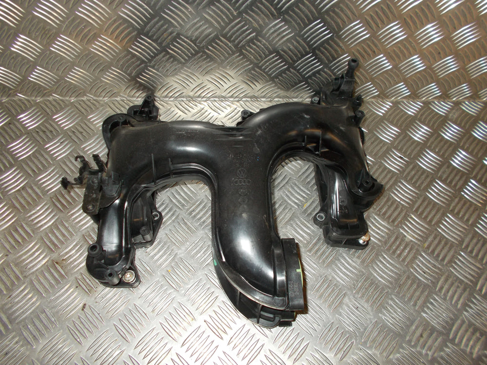 Audi A6 Manifold Ind Med OEM Nr. 059129711CF Fra Audi Ophugger