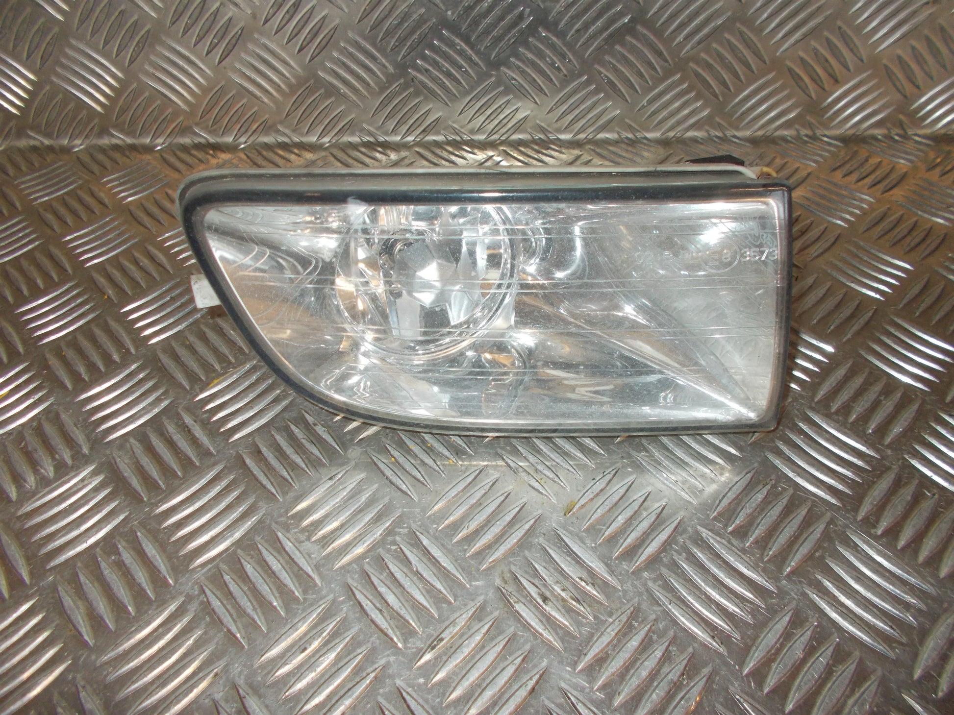 Skoda Octavia Tågelygte For Med OEM Nr. 1Z0941700 Fra Skoda Ophugger