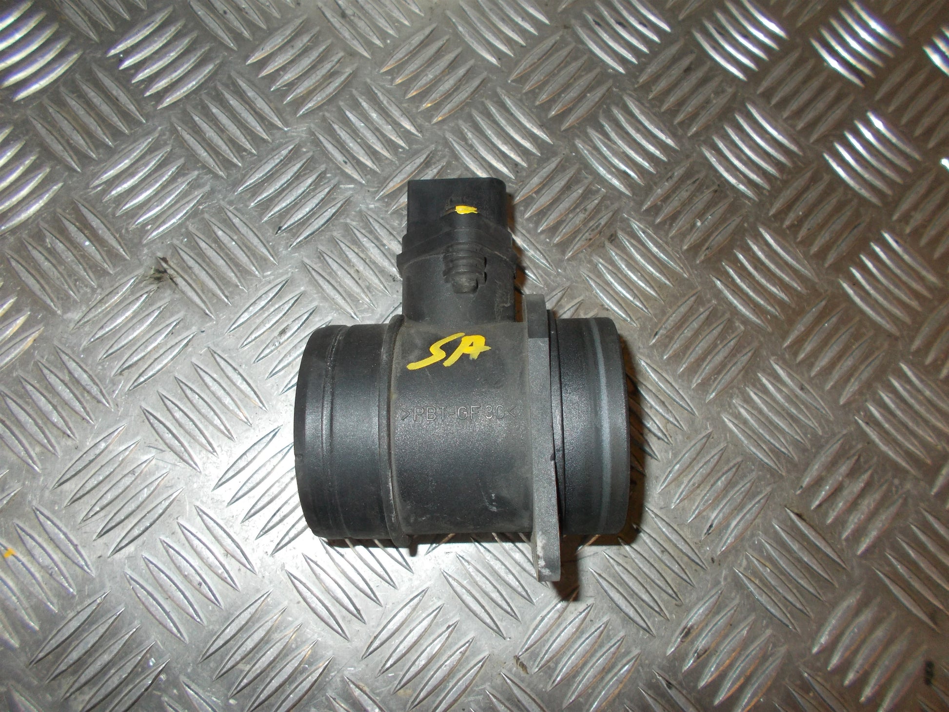 Skoda Octavia Luftmængdemåler Med OEM Nr. 0281002531 Fra Skoda Ophugger