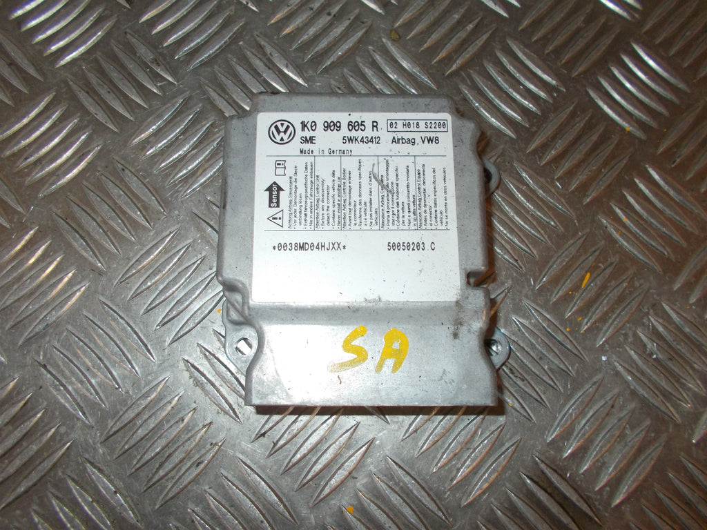 Skoda Octavia Airbag Elboks Med OEM Nr. 1K0909605R Fra Skoda Ophugger