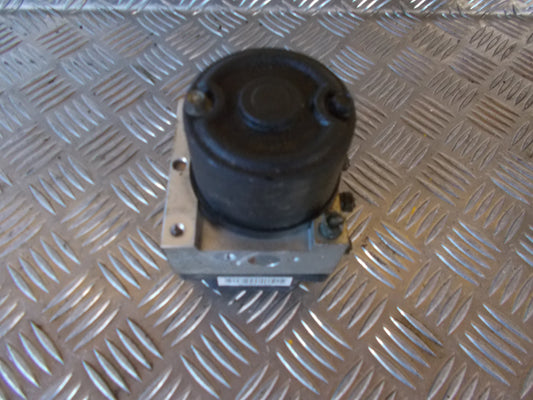 Kia Rio DC Abs Pumpe Med OEM Nr. 95610FD330 Fra Kia Ophugger