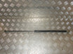 Opel Corsa D Bagklapsdæmper Med OEM Nr. 13162309 Fra Opel Ophugger