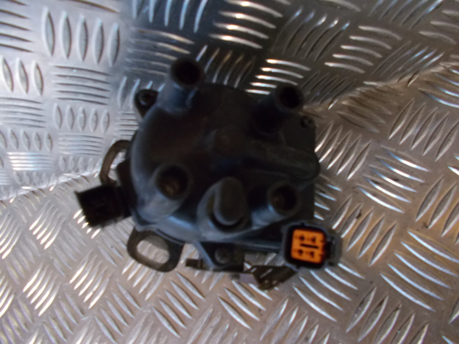 Mazda 121 Db12 Strømfordeler El Med OEM Nr. D4T8902 Fra Mazda Ophugger