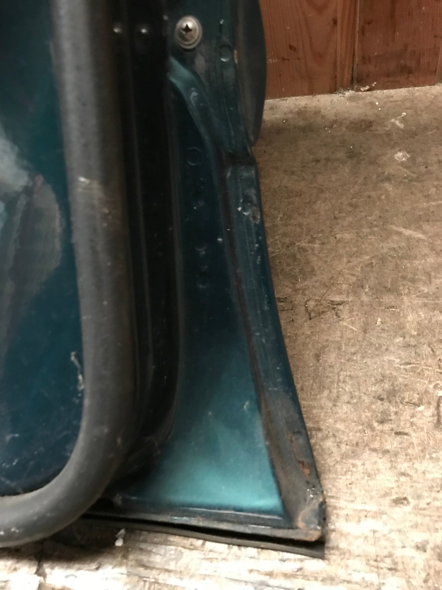 Mercedes E W210 Fordør H Med OEM Nr. Ophugger Fra Mercedes Ophugger