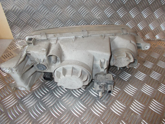 Hyundai H1 Forlygte Med OEM Nr. 9210347010 Fra Hyundai Ophugger