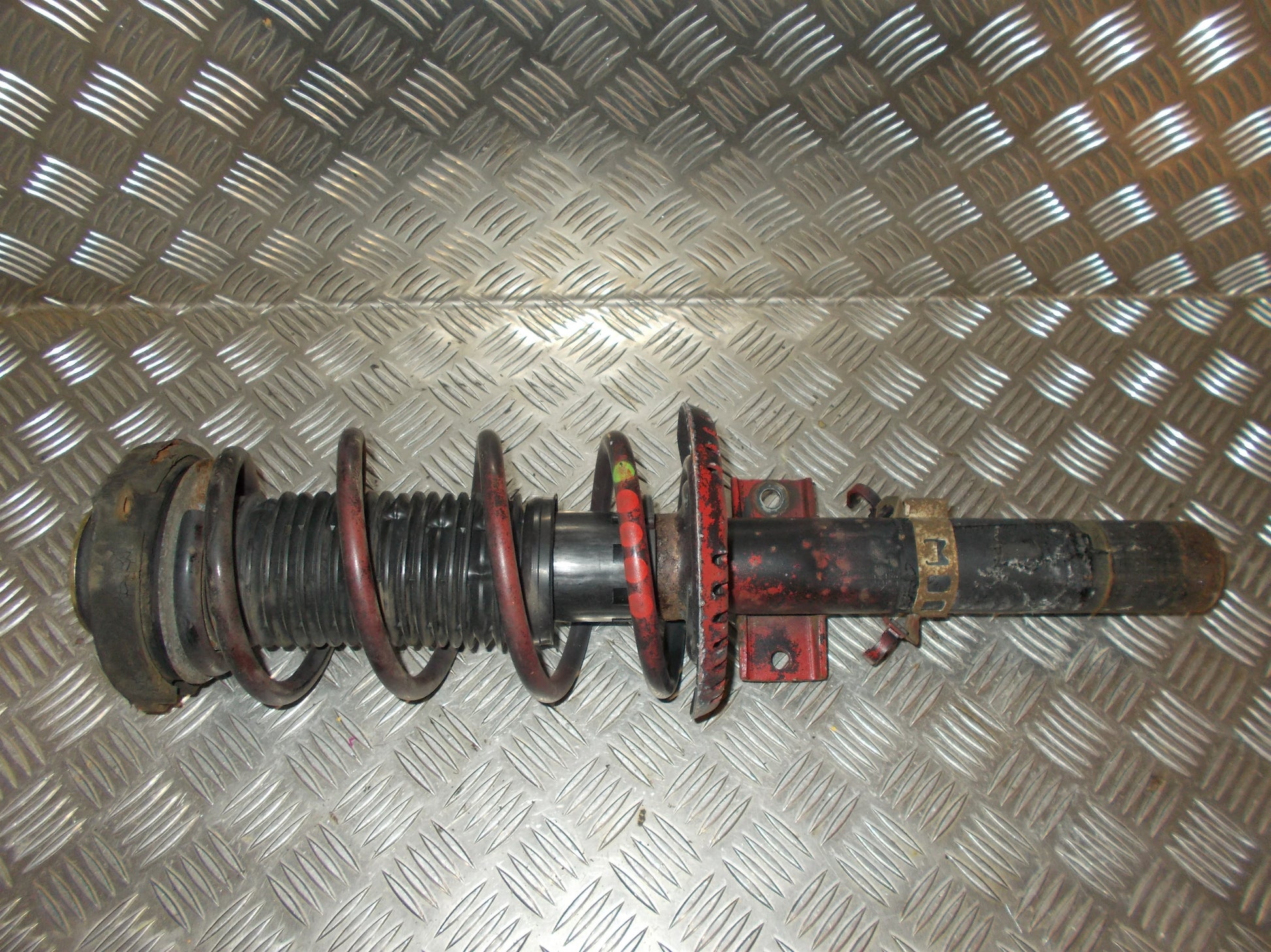 VW Fox 5Z Fjederben For V Med OEM Nr. 5Z0413031C Fra VW Ophugger