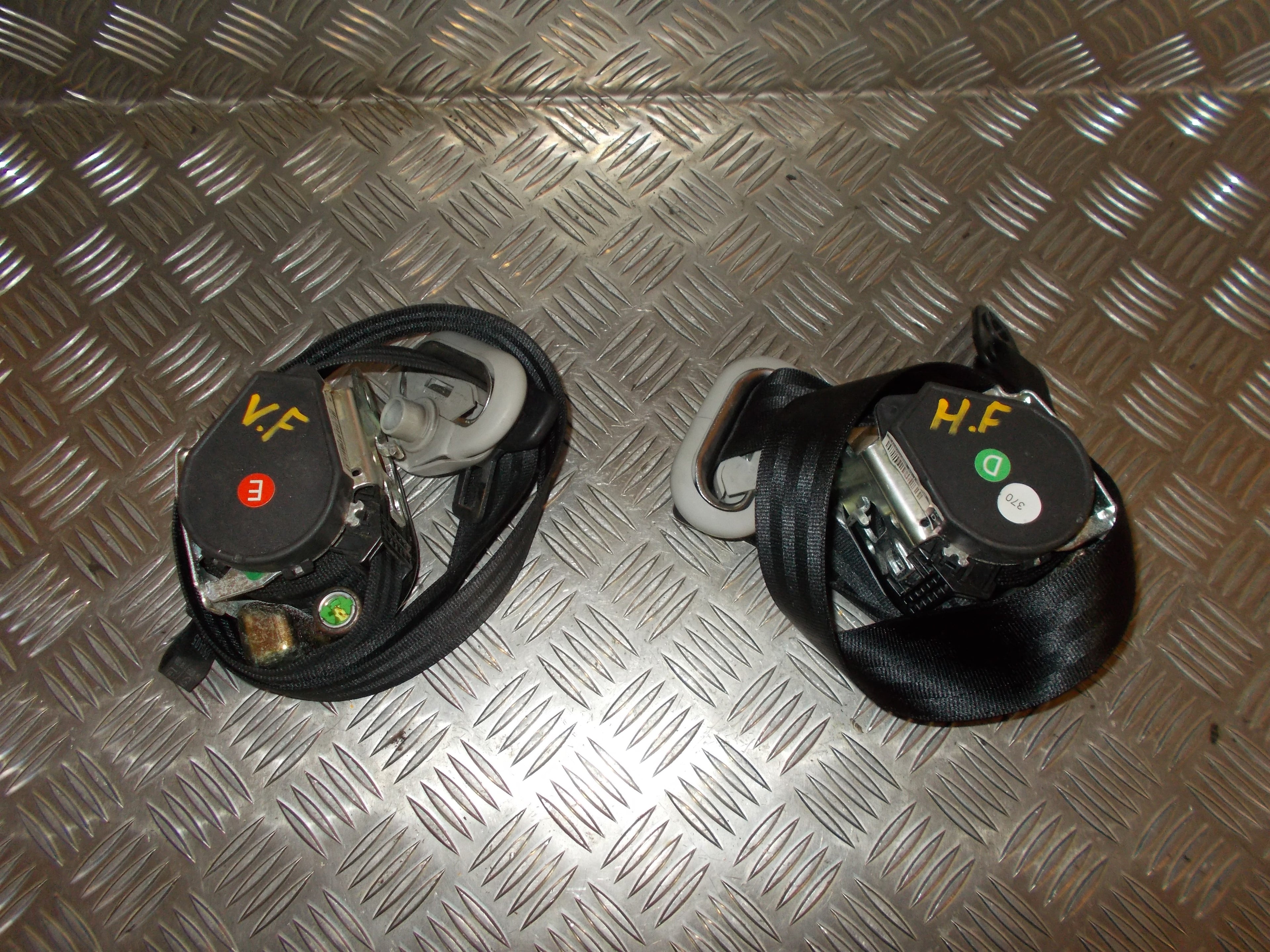 VW Fox 5Z Sikkerhedsseler For Med OEM Nr. 5Z0857705A Fra VW Ophugger