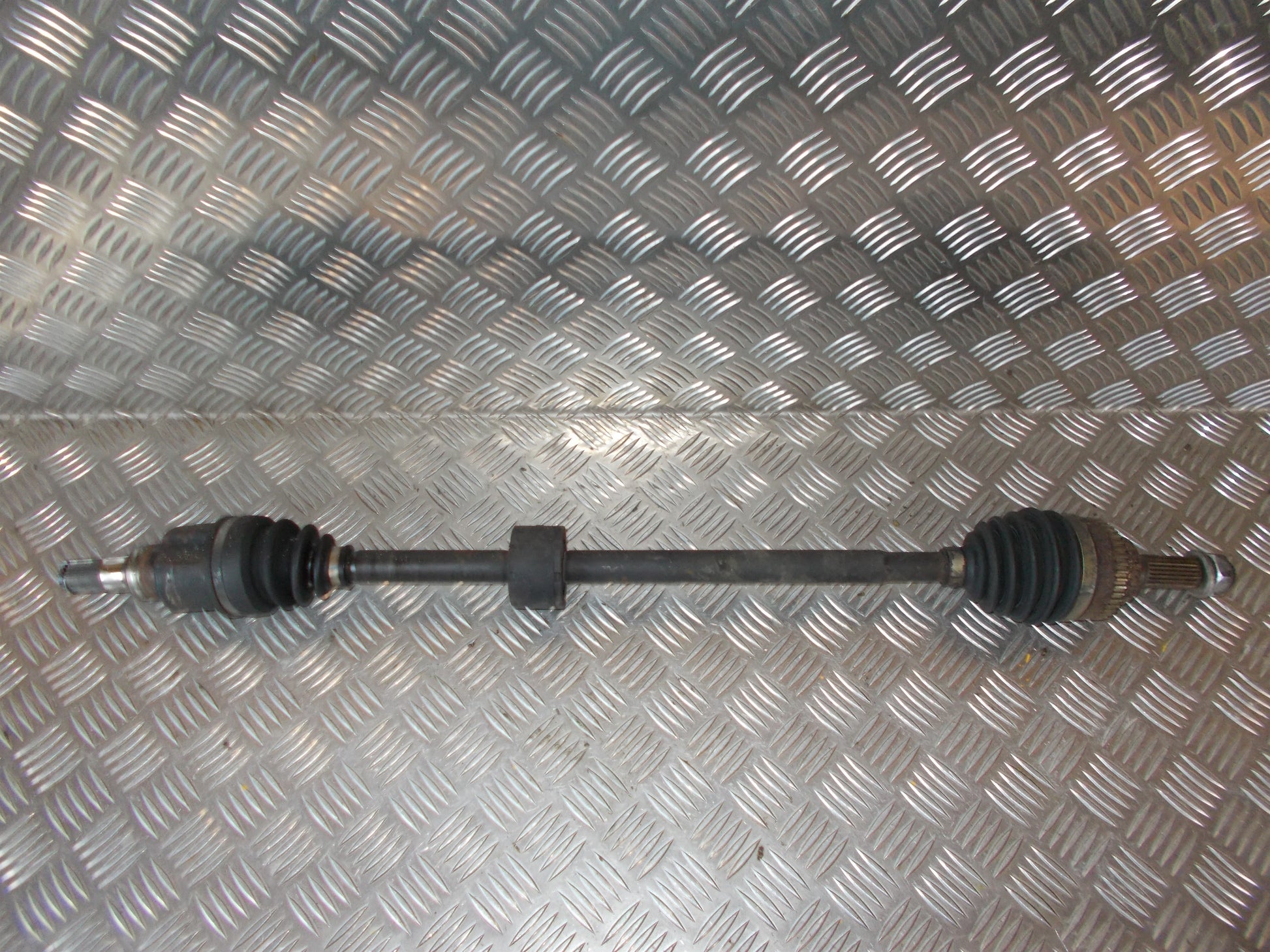 Suzuki Alto Trækaksel For H Med OEM Nr. Ophugger Fra Suzuki Ophugger