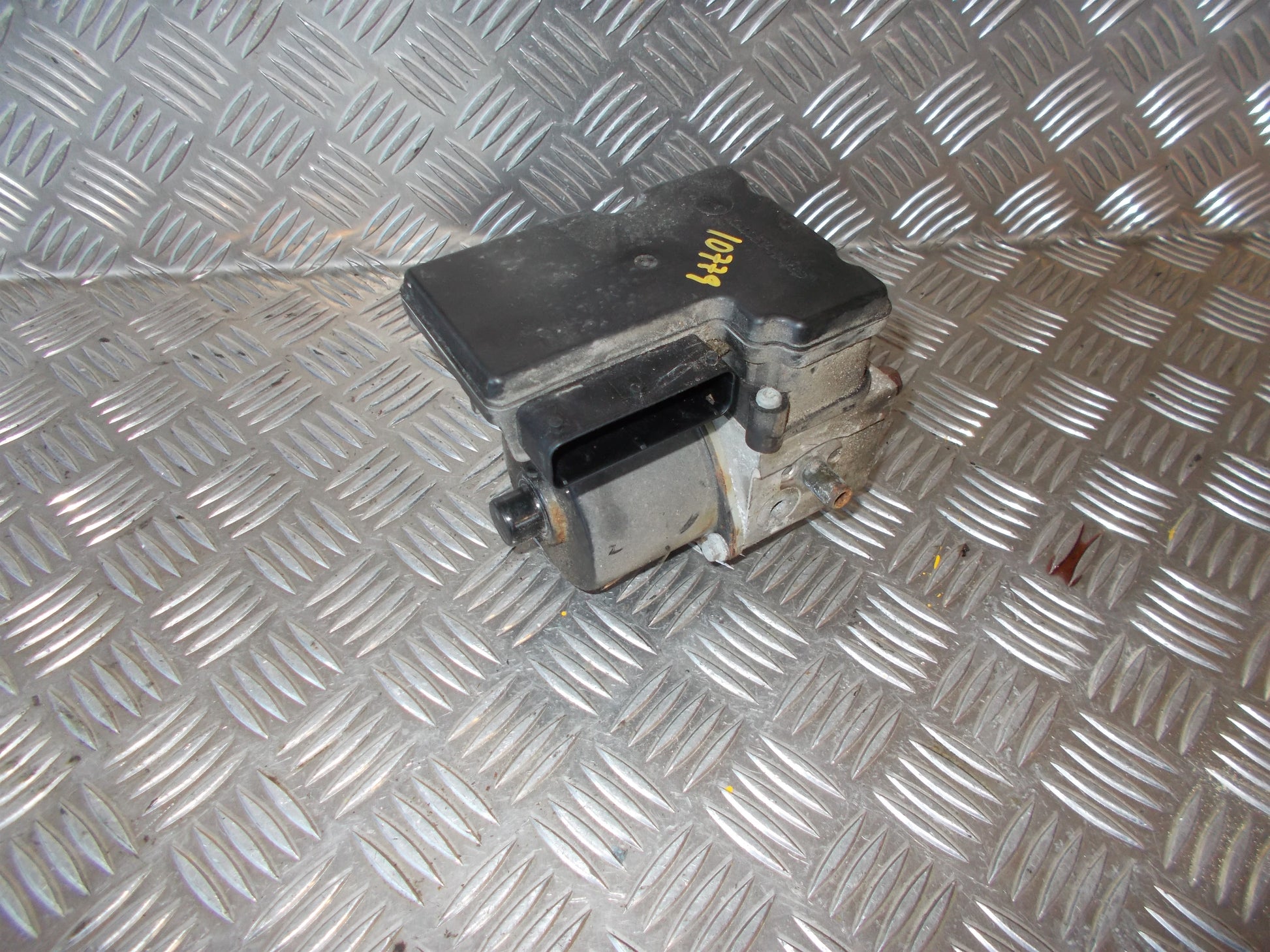 Daewoo Matiz Abs Pumpe Med OEM Nr. 96340210 Fra Daewoo Ophugger
