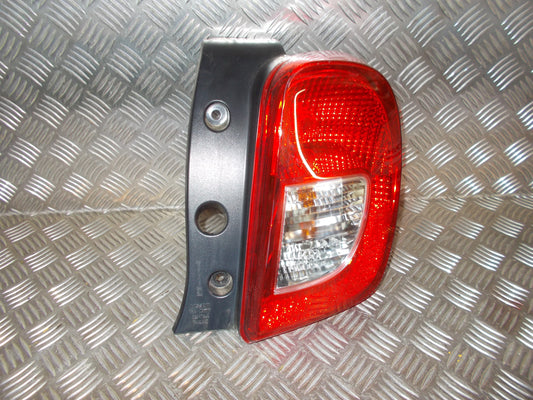 Nissan Micra K13 Baglygte Med OEM Nr. 265503HM0A Fra Nissan Ophugger