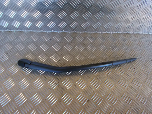 Nissan Micra K13 Viskerarm Med OEM Nr. Ophugger Fra Nissan Ophugger