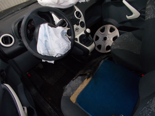 Ford Ka Pluk-Selv-Bil Med OEM Nr. Ophugger Fra Ford Ophugger