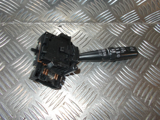 Toyota Avensis Verso Kontakt Visker Med OEM Nr. 8465228640 Fra Toyota Ophugger
