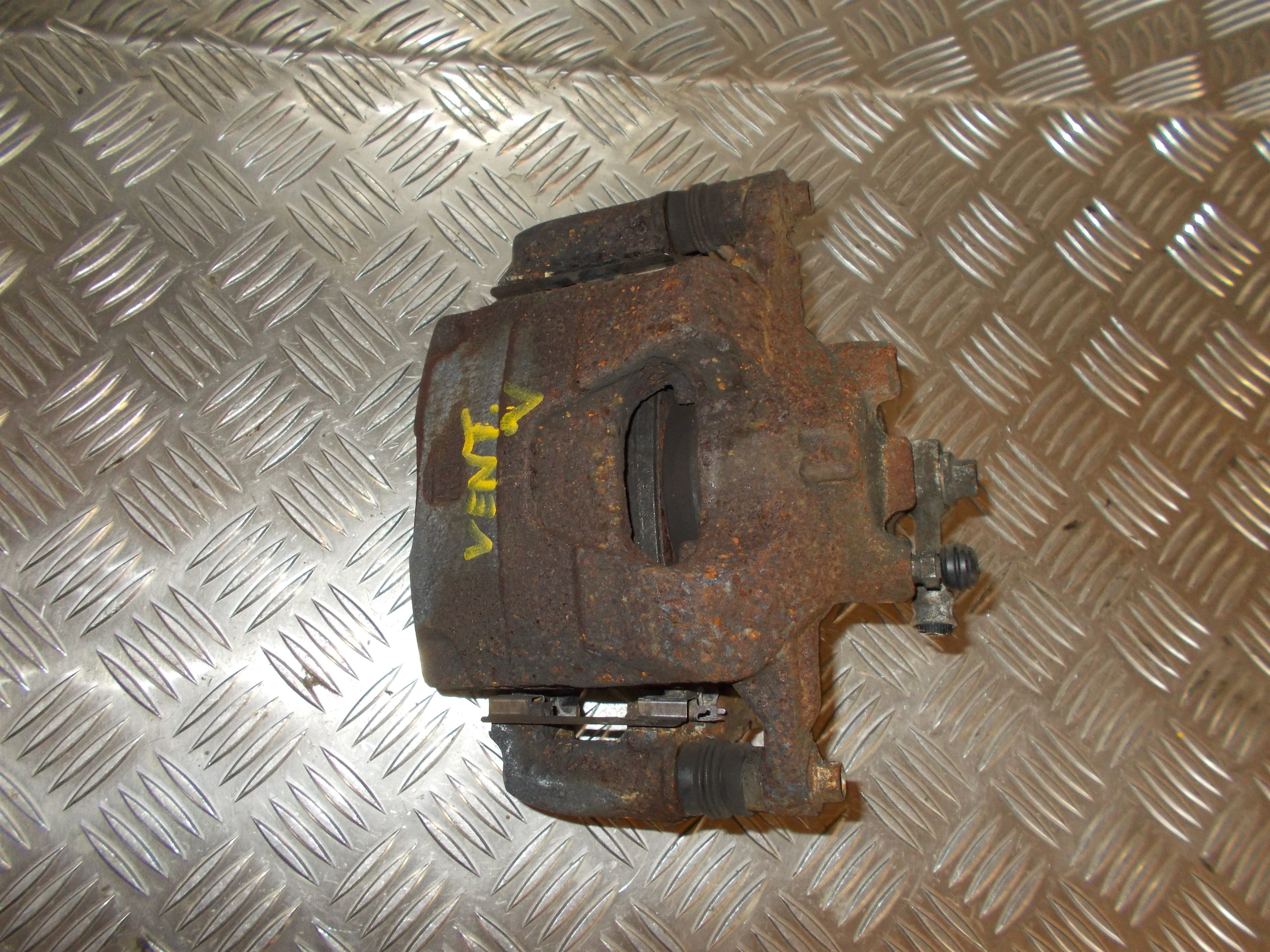 Opel Astra J Bremsekaliber Vf Med OEM Nr. 13301226 Fra Opel Ophugger