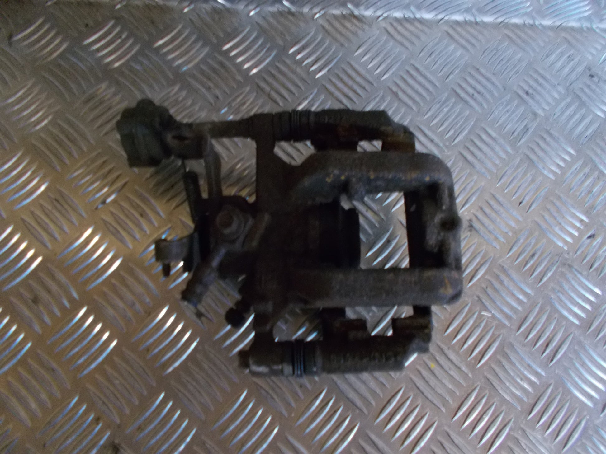 Opel Astra J Bremsekaliber VB Med OEM Nr. 95520078 Fra Opel Ophugger