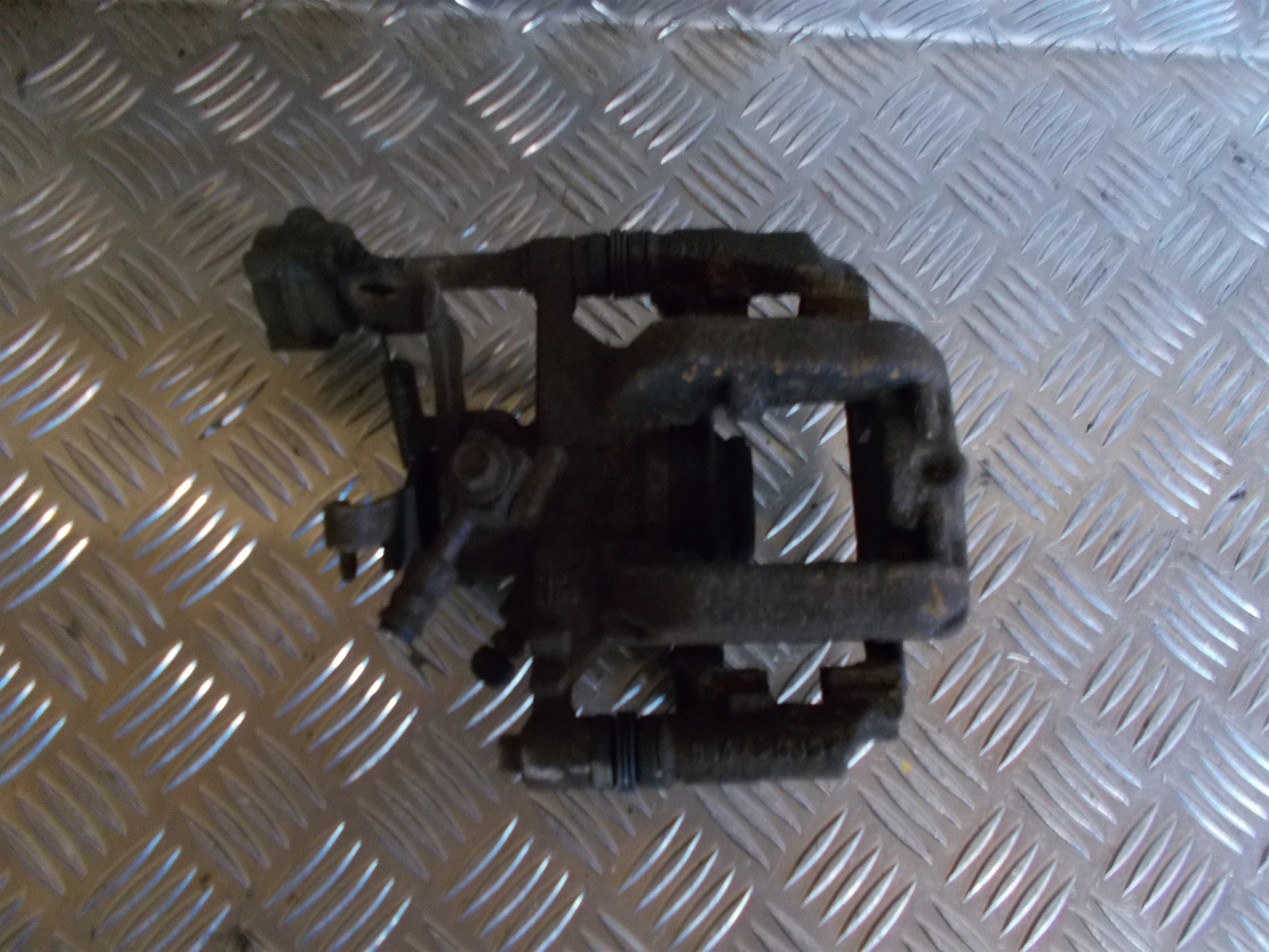 Opel Astra J Bremsekaliber Vb Med OEM Nr. 95520078 Fra Opel Ophugger