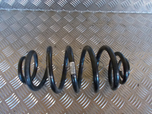 Opel Astra J Bagfjeder Spiral Med OEM Nr. 11610587 Fra Opel Ophugger