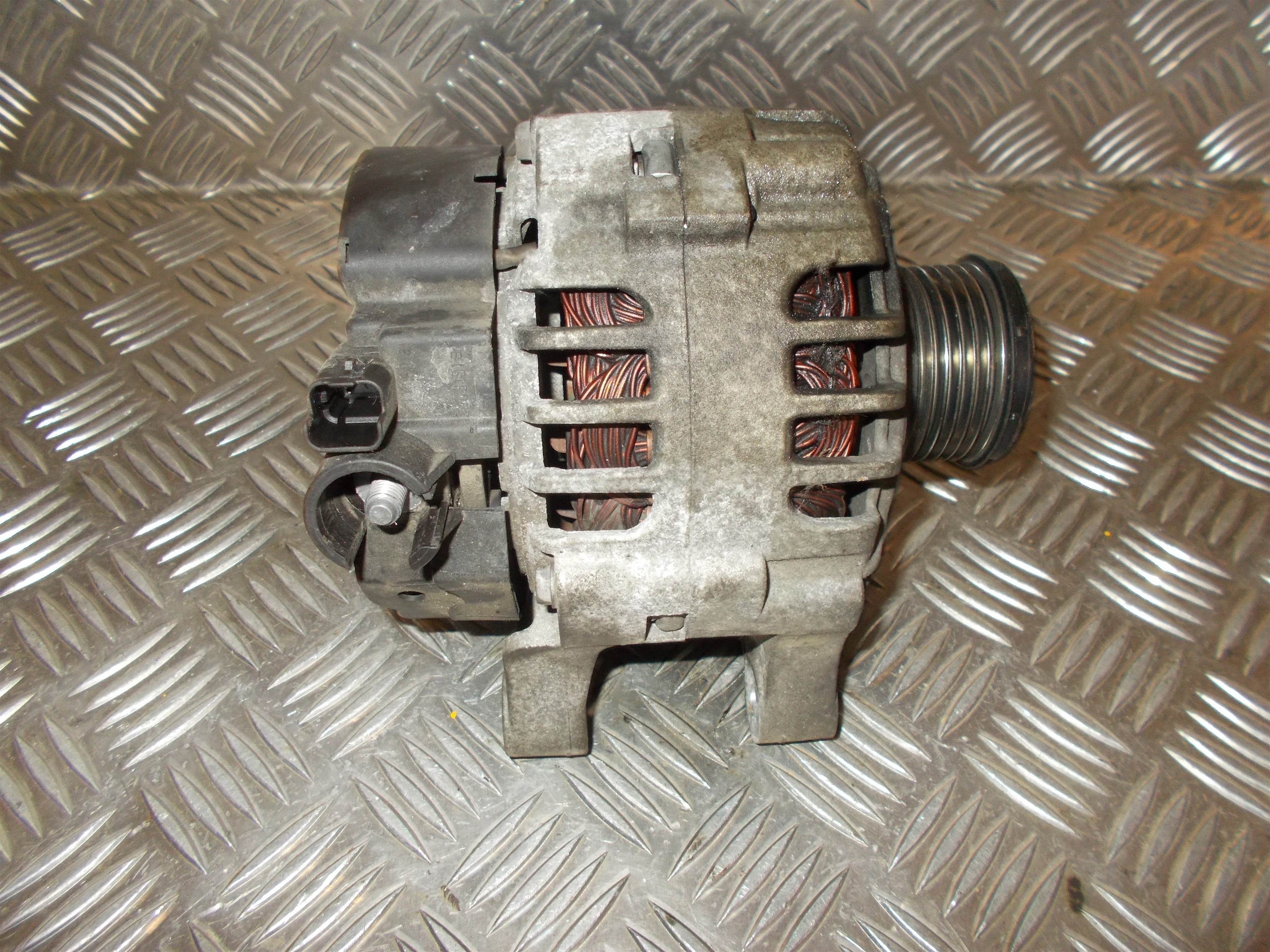 Peugeot Bipper Generator Med OEM Nr. 5705KC Fra Peugeot Ophugger