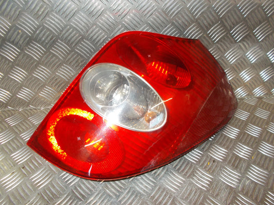Renault Laguna 2 Baglygte Med OEM Nr. Ophugger Fra Renault Ophugger