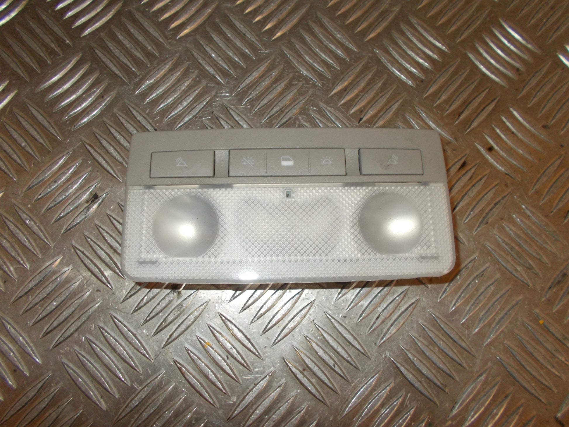 Opel Astra J Loftslys Med OEM Nr. 316627975 Fra Opel Ophugger