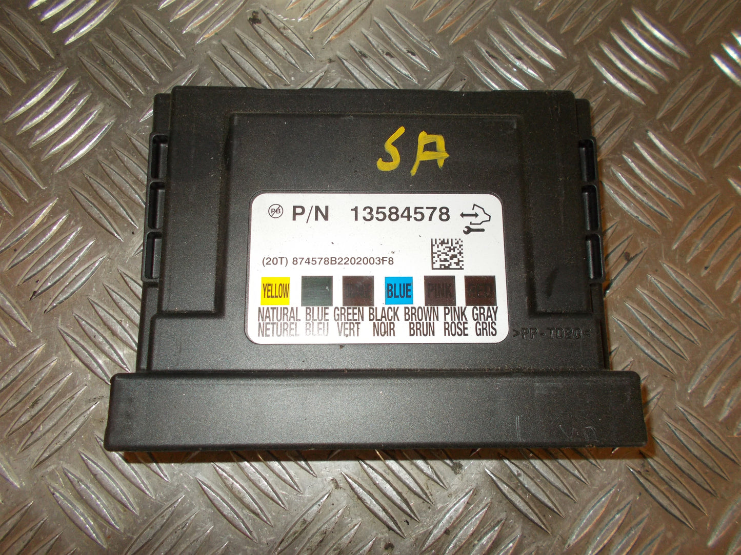 Opel Astra J Bcm / Komfortkomputer Med OEM Nr. 13584578 Fra Opel Ophugger