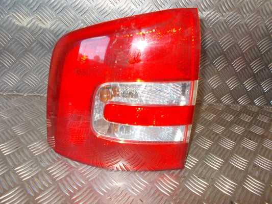 Skoda Octavia Baglygte Med OEM Nr. 1Z9945095 Fra Skoda Ophugger