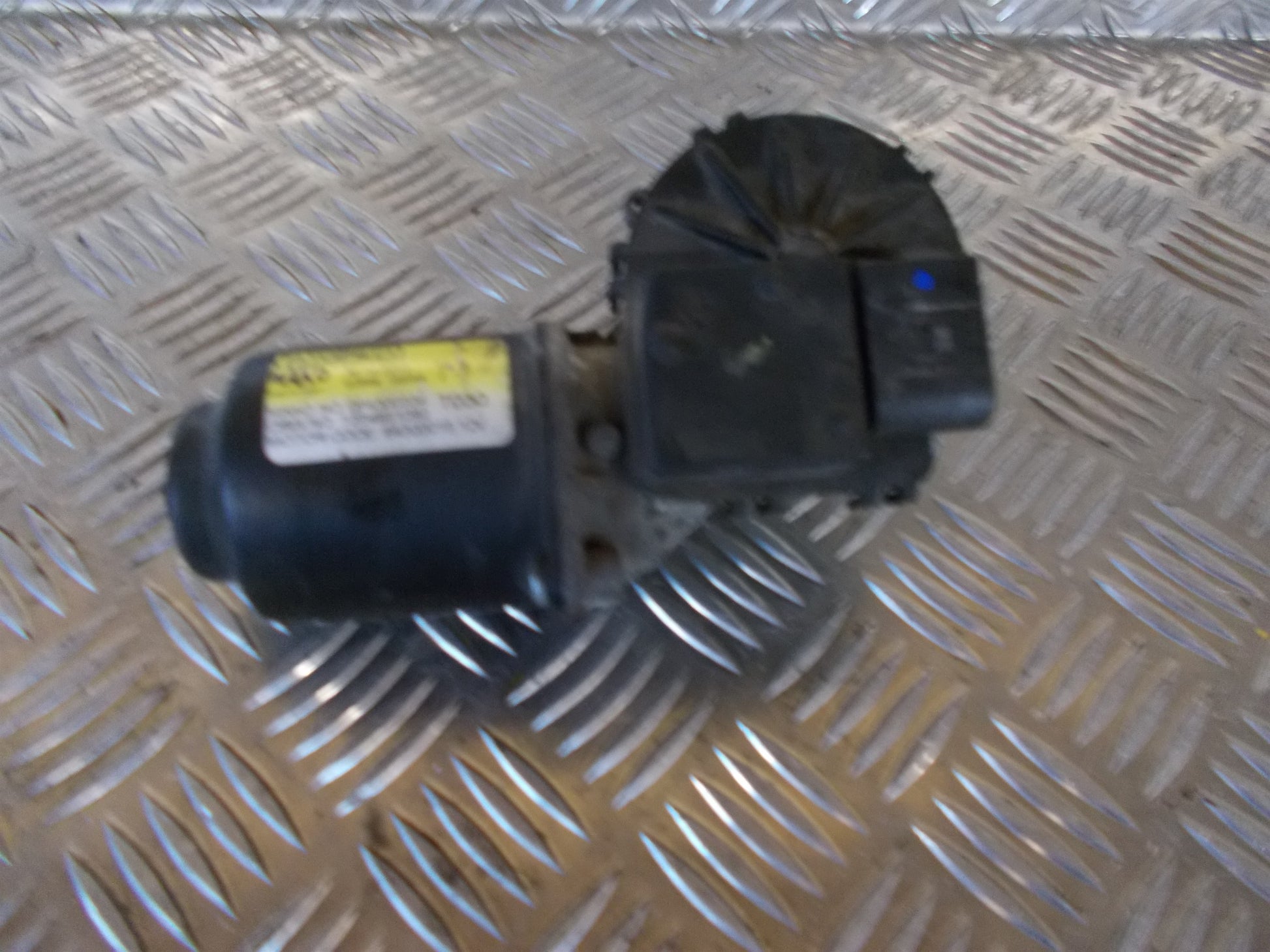 Citroen Nemo Viskermotor Med OEM Nr. Ophugger Fra Citroen Ophugger