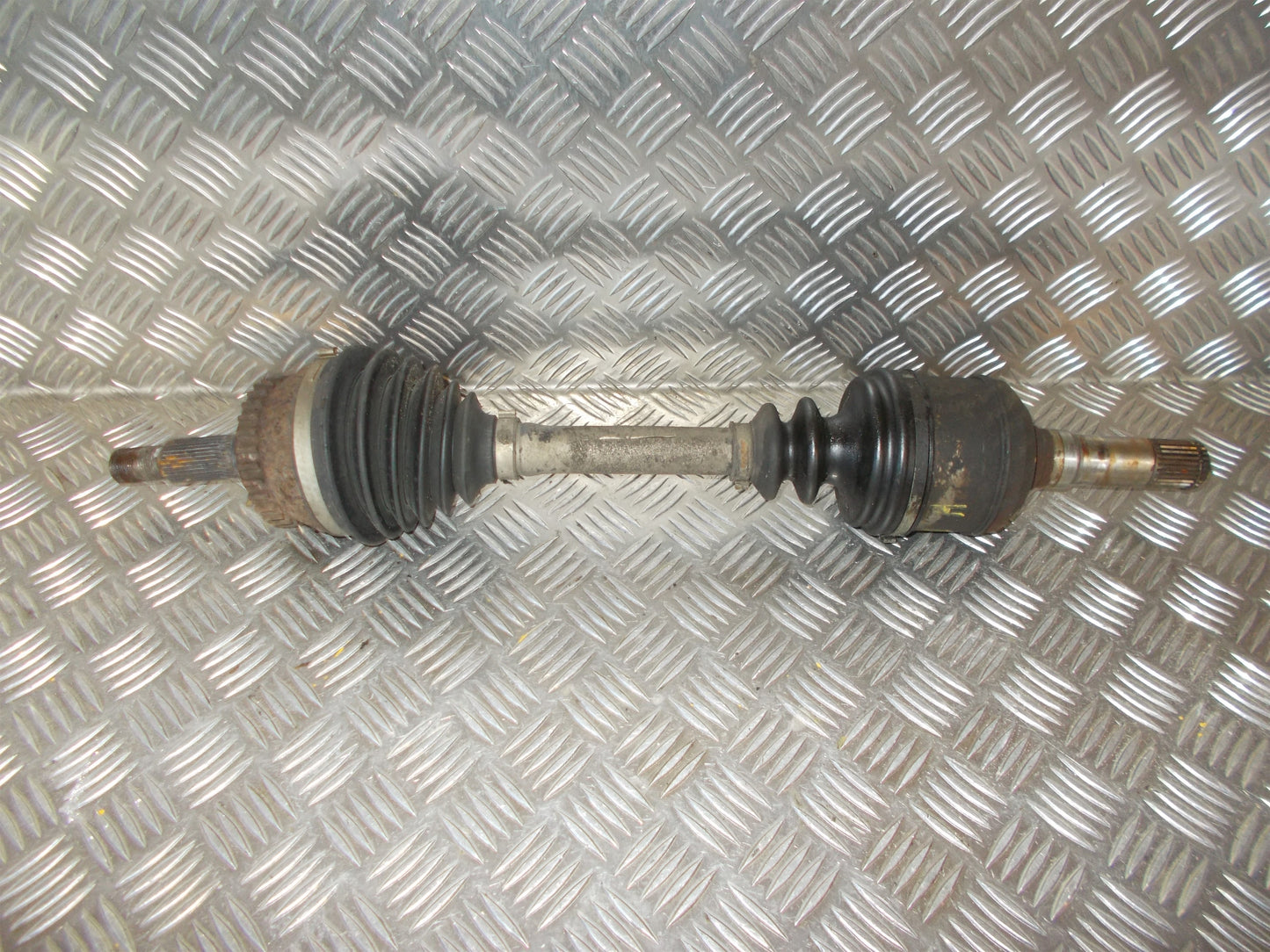 Saab 9‑5 Trækaksel For H Med OEM Nr. Ophugger Fra Saab Ophugger