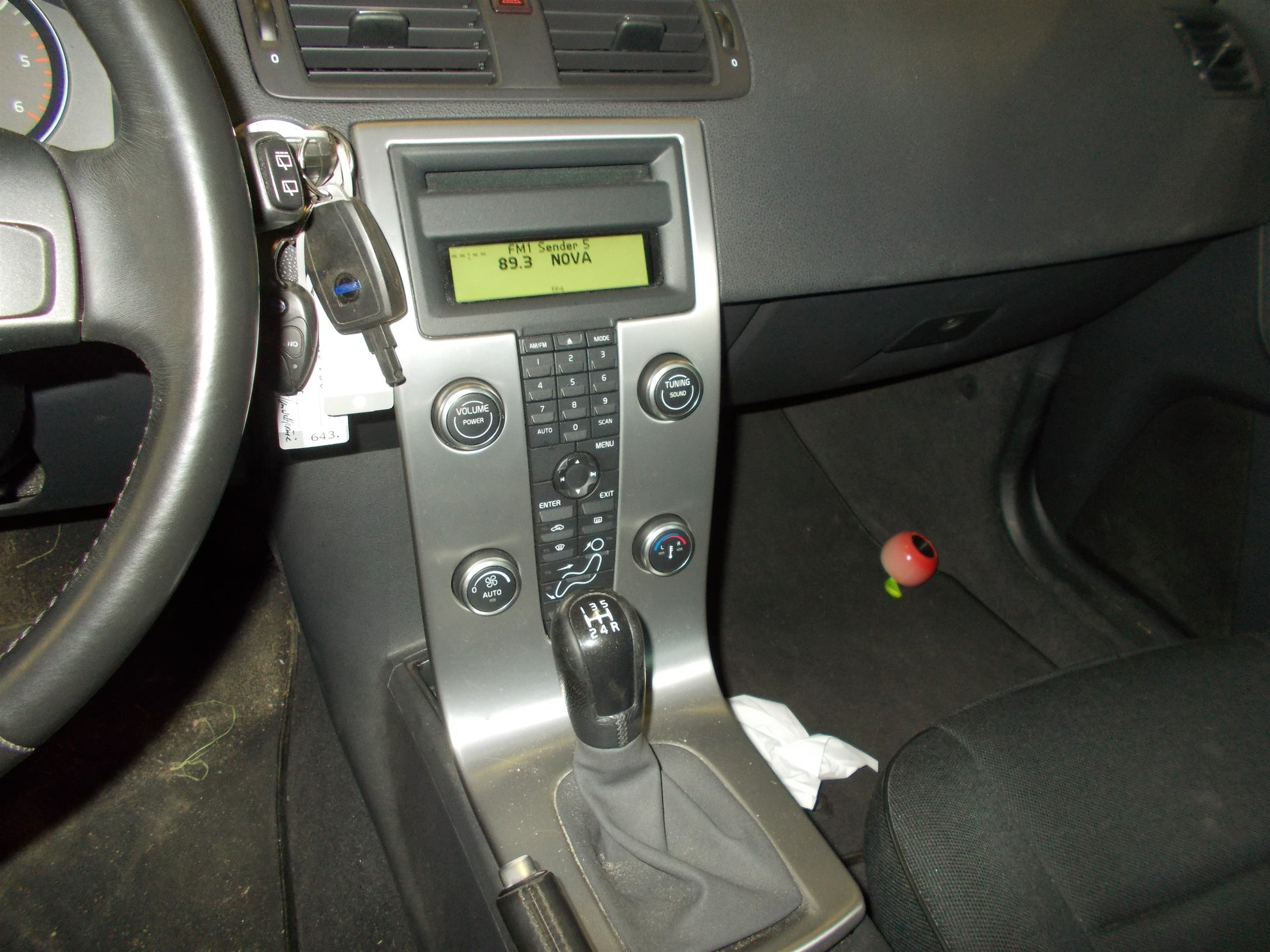 Volvo S40/V50 Pluk-Selv-Bil Med OEM Nr. Ophugger Fra Volvo Ophugger