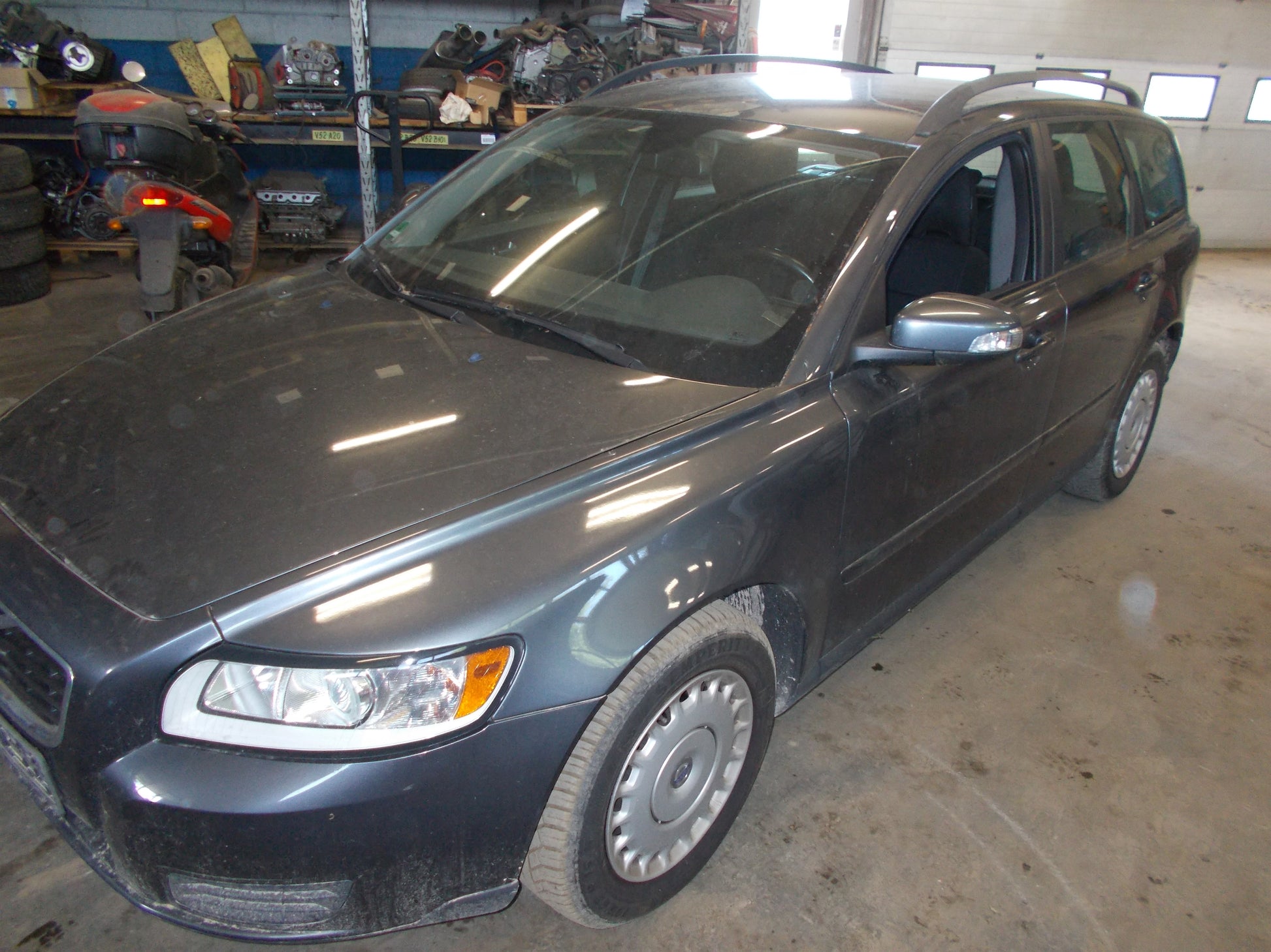 Volvo S40/V50 Pluk-Selv-Bil Med OEM Nr. Ophugger Fra Volvo Ophugger