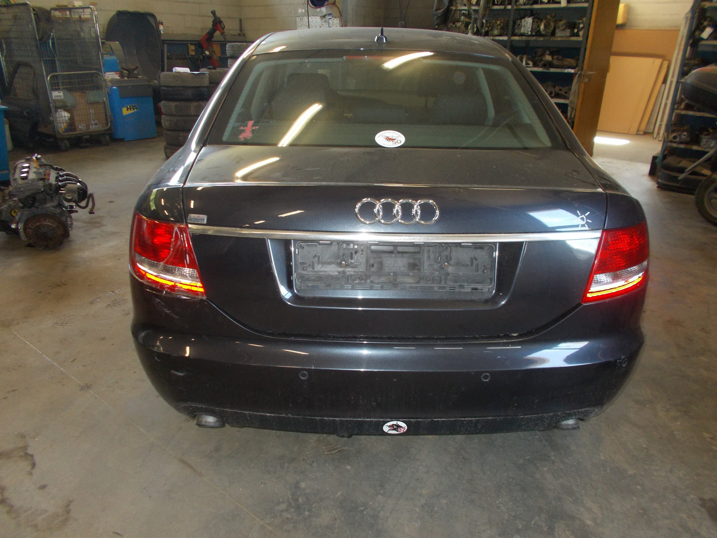 Audi A6 4F Pluk-Selv-Bil Med OEM Nr. WAUZZZ4F06N085723 Fra Audi Ophugger