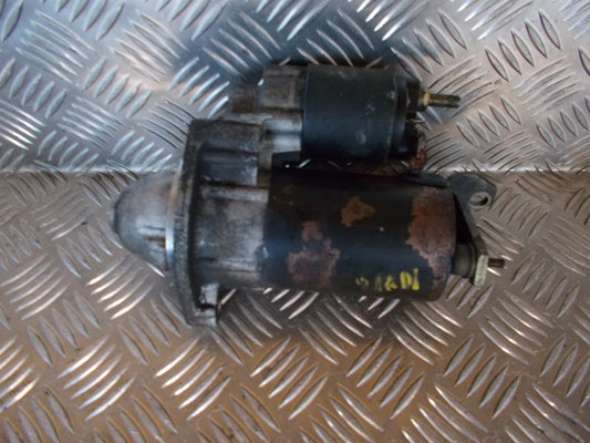 VW Passat 3B Starter Med OEM Nr. Ophugger Fra VW Ophugger