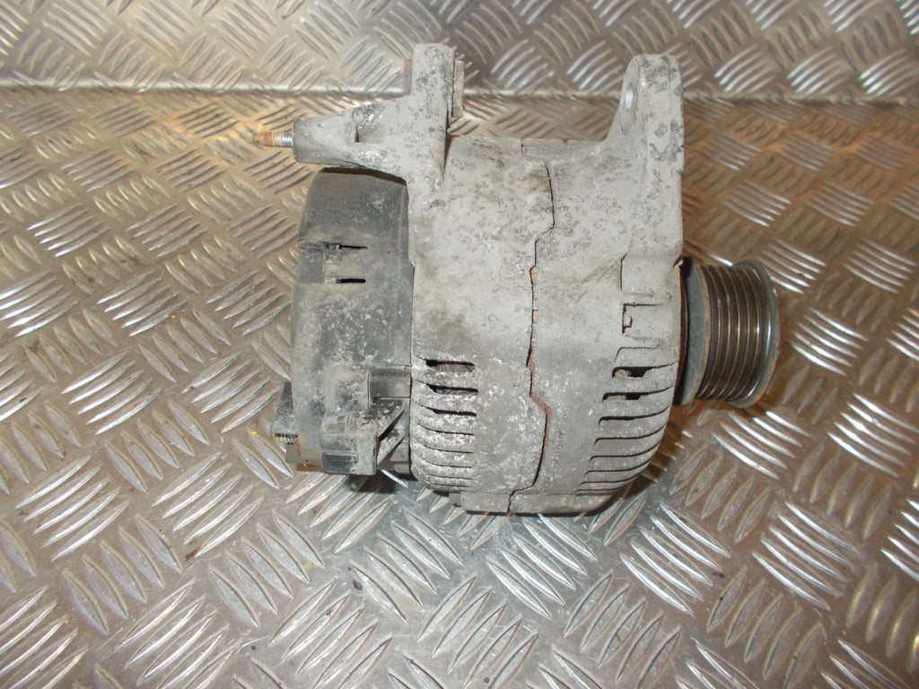Skoda Octavia Generator Med OEM Nr. 037903025C Fra Skoda Ophugger
