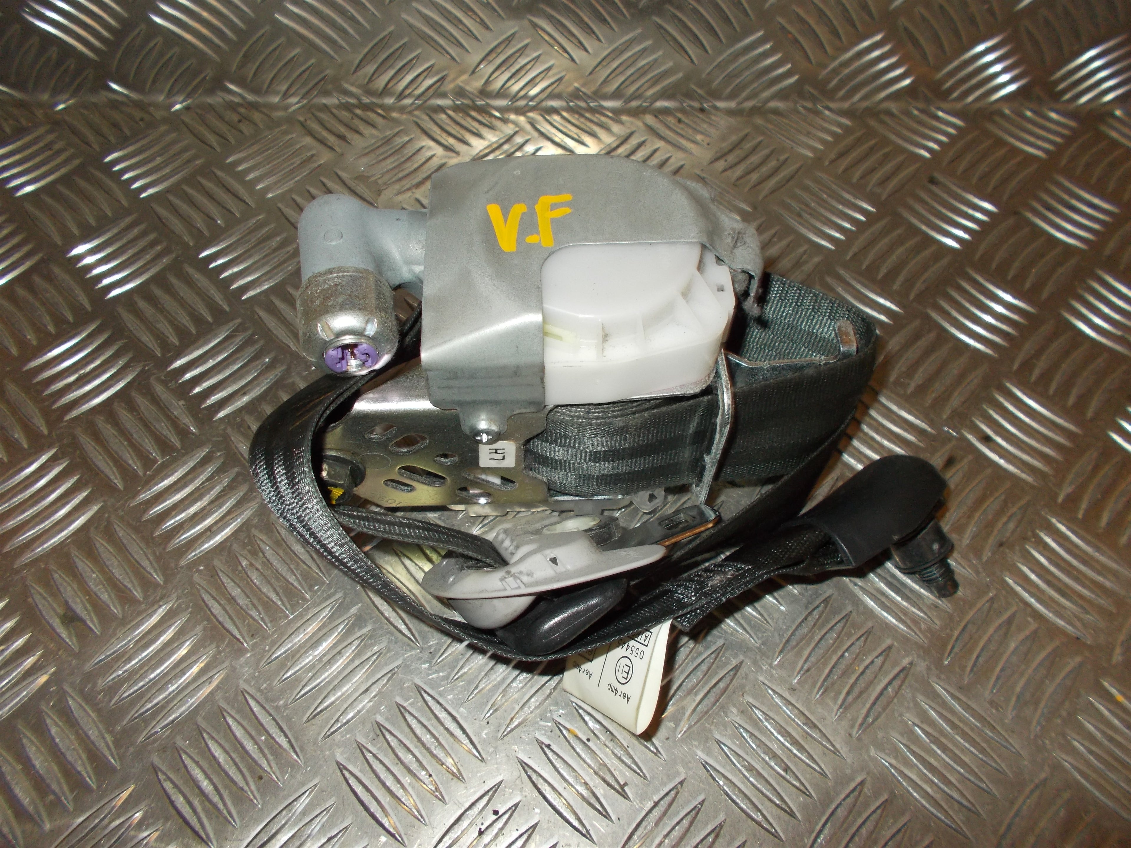 Hyundai I30 Tm Sikkerhedsseler For Med OEM Nr. 888102R900 Fra Hyundai Ophugger