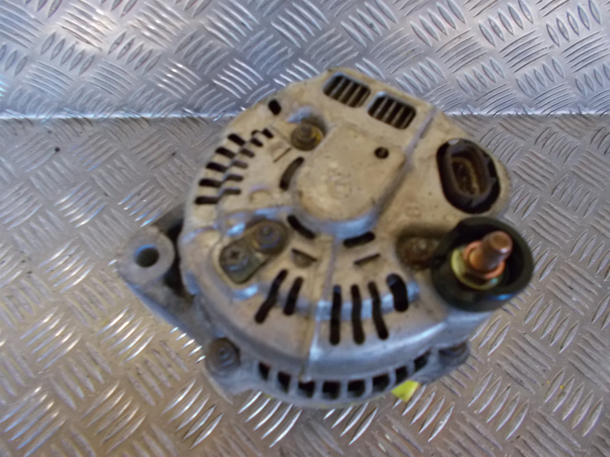 Hyundai Accent Generator M/Pumpe Med OEM Nr. Ophugger Fra Hyundai Ophugger
