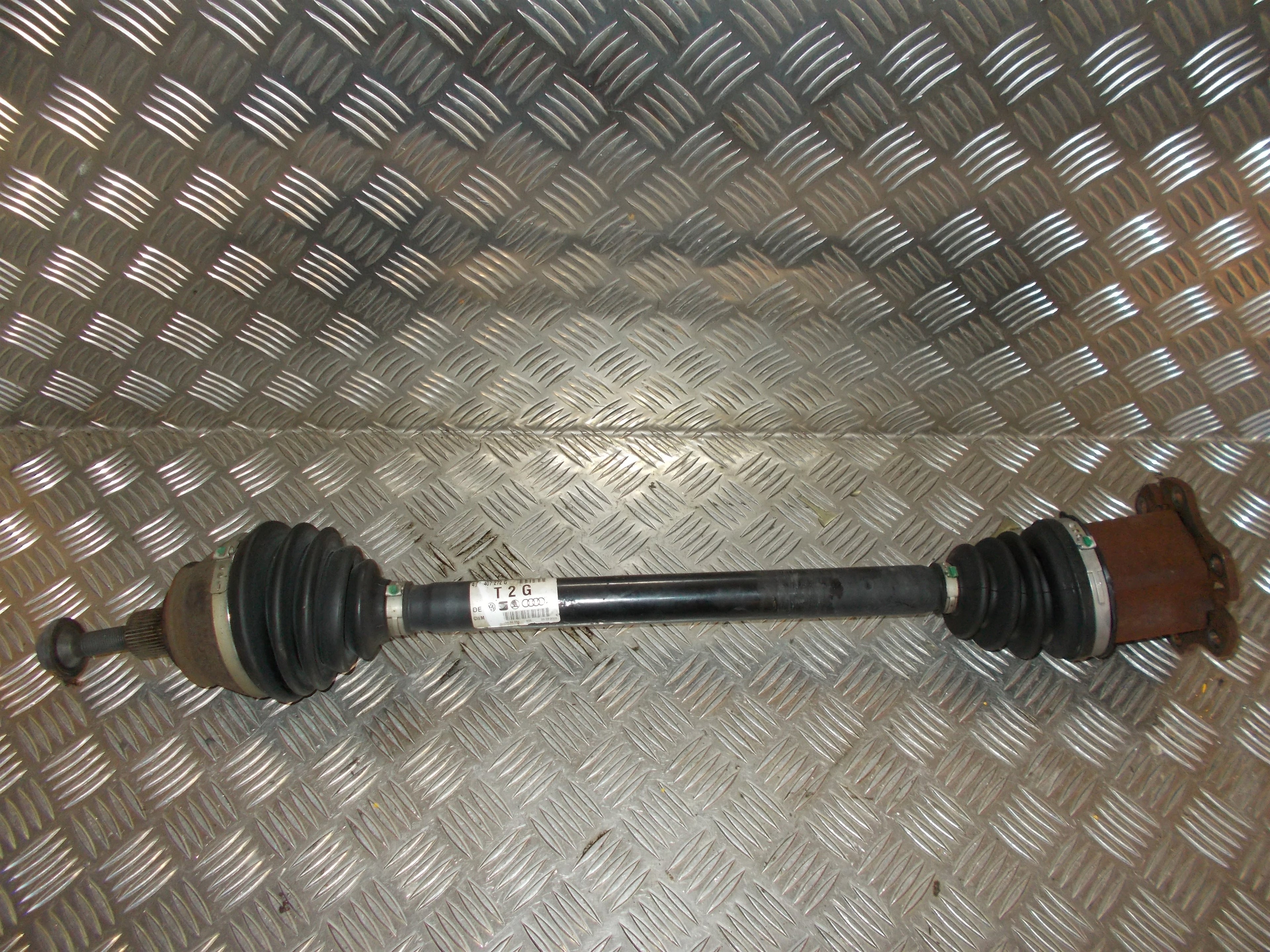Audi A6 Trækaksel For H Med OEM Nr. 4F0407272G Fra Audi Ophugger