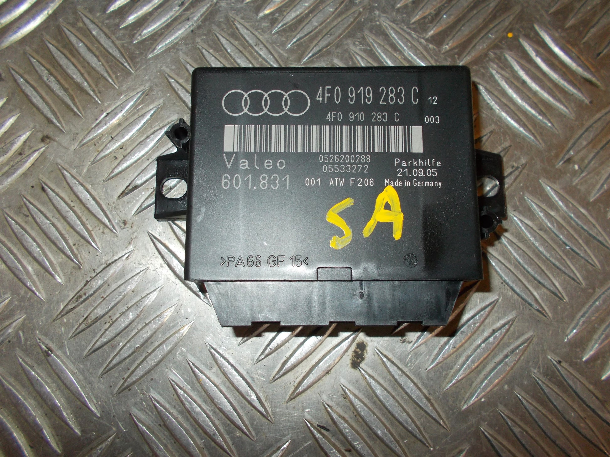 Audi A6 4F  Pdc Sensor/Baksensor Med OEM Nr. 4F0919283C Fra Audi Ophugger