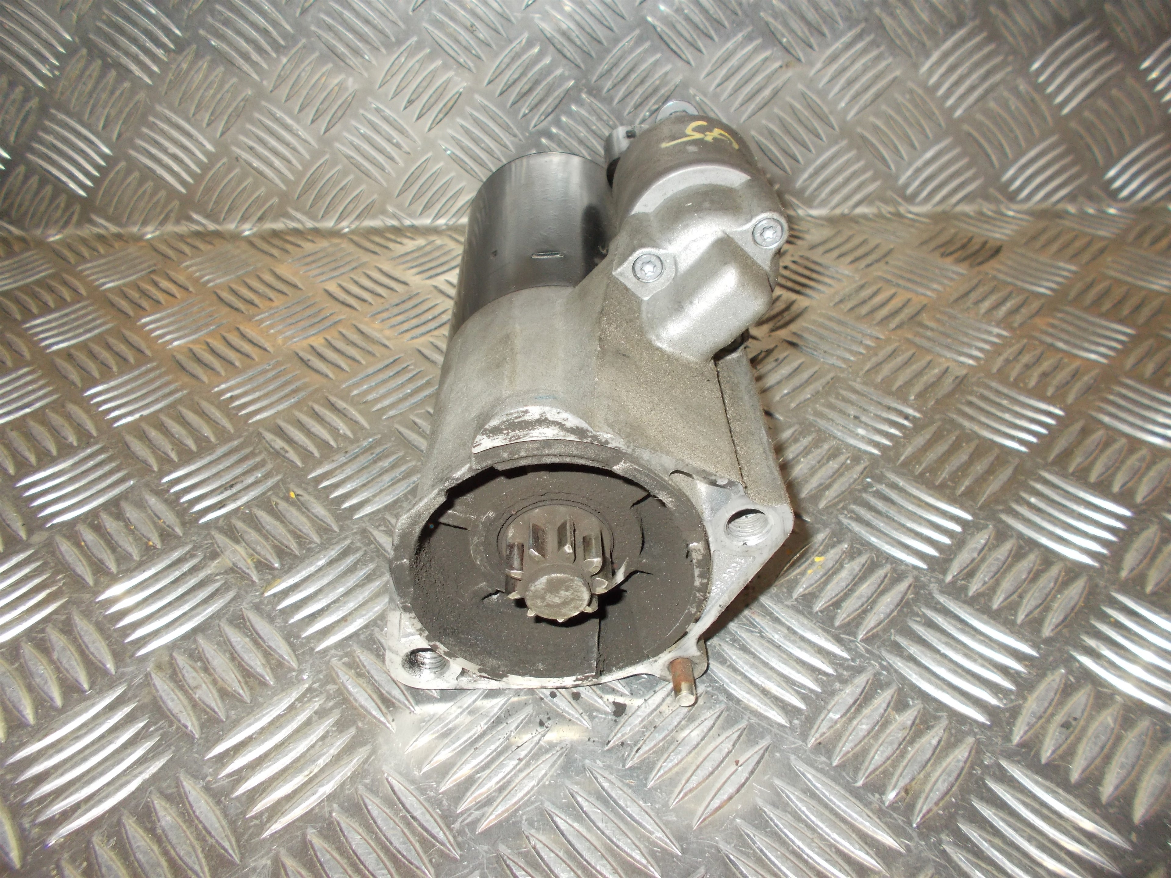 Audi A6 Starter Med OEM Nr. 0001125053 Fra Audi Ophugger