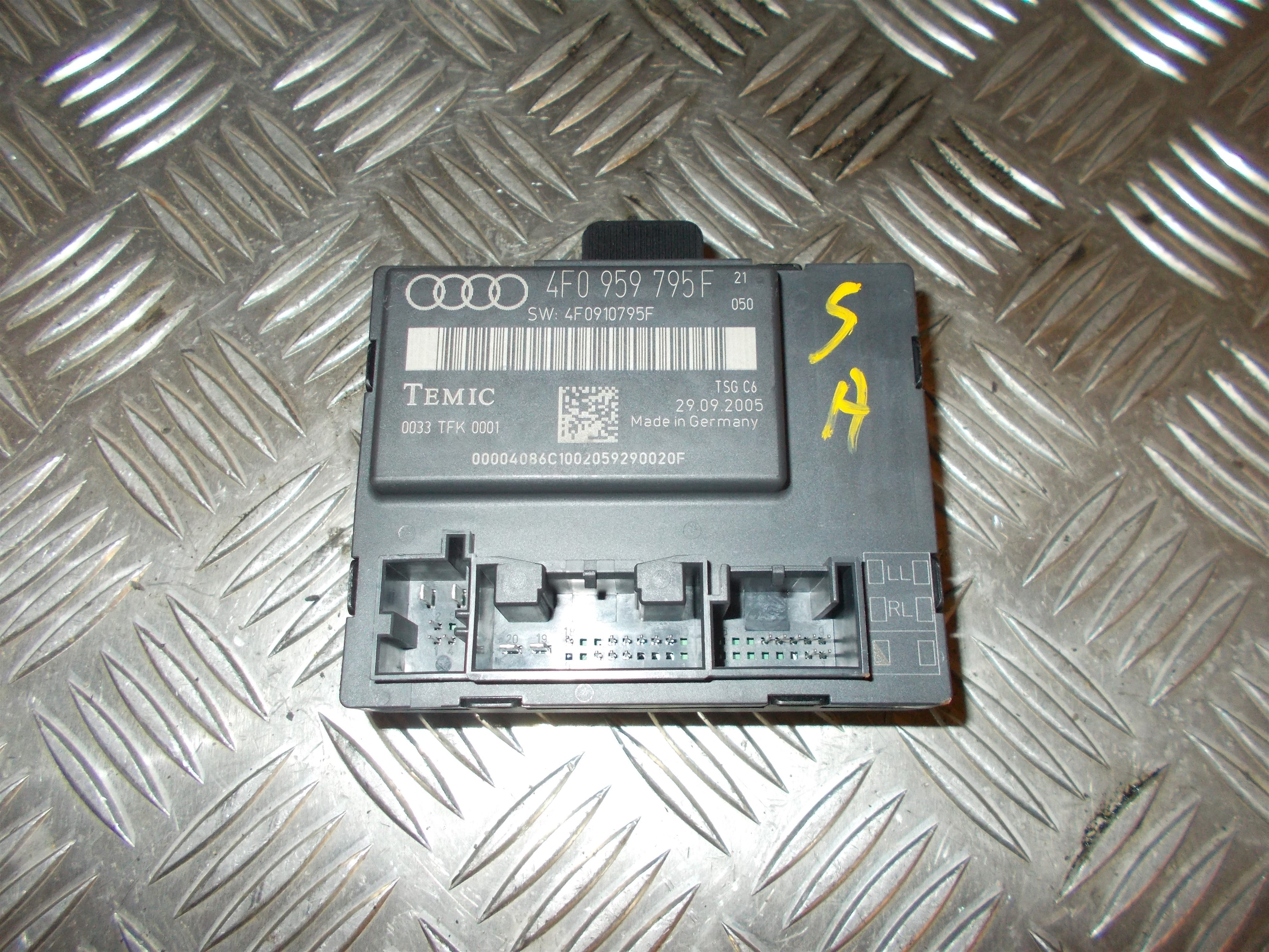 Audi A6 Bcm / Komfortkomputer Med OEM Nr. 4F0959795F Fra Audi Ophugger