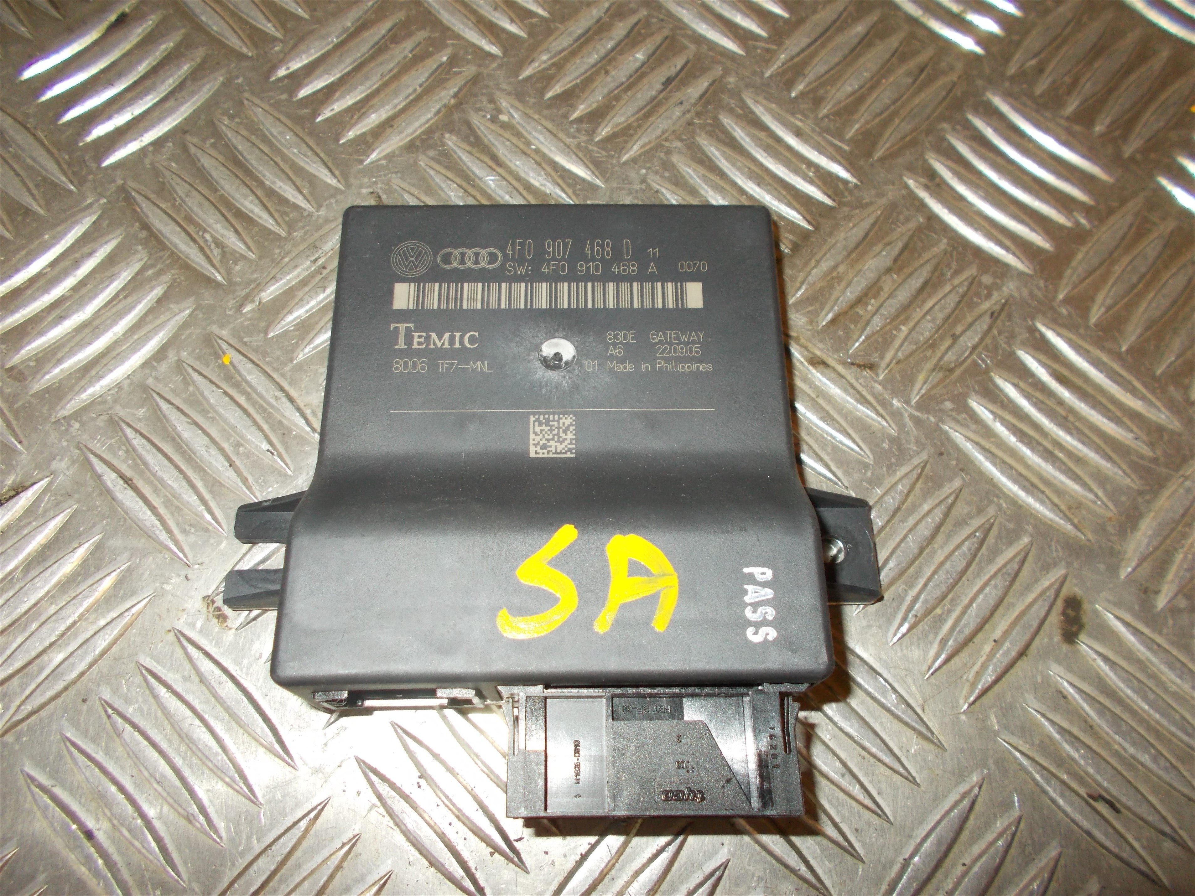 Audi A6 Relæ Diverse Med OEM Nr. 4F0907468D Fra Audi Ophugger