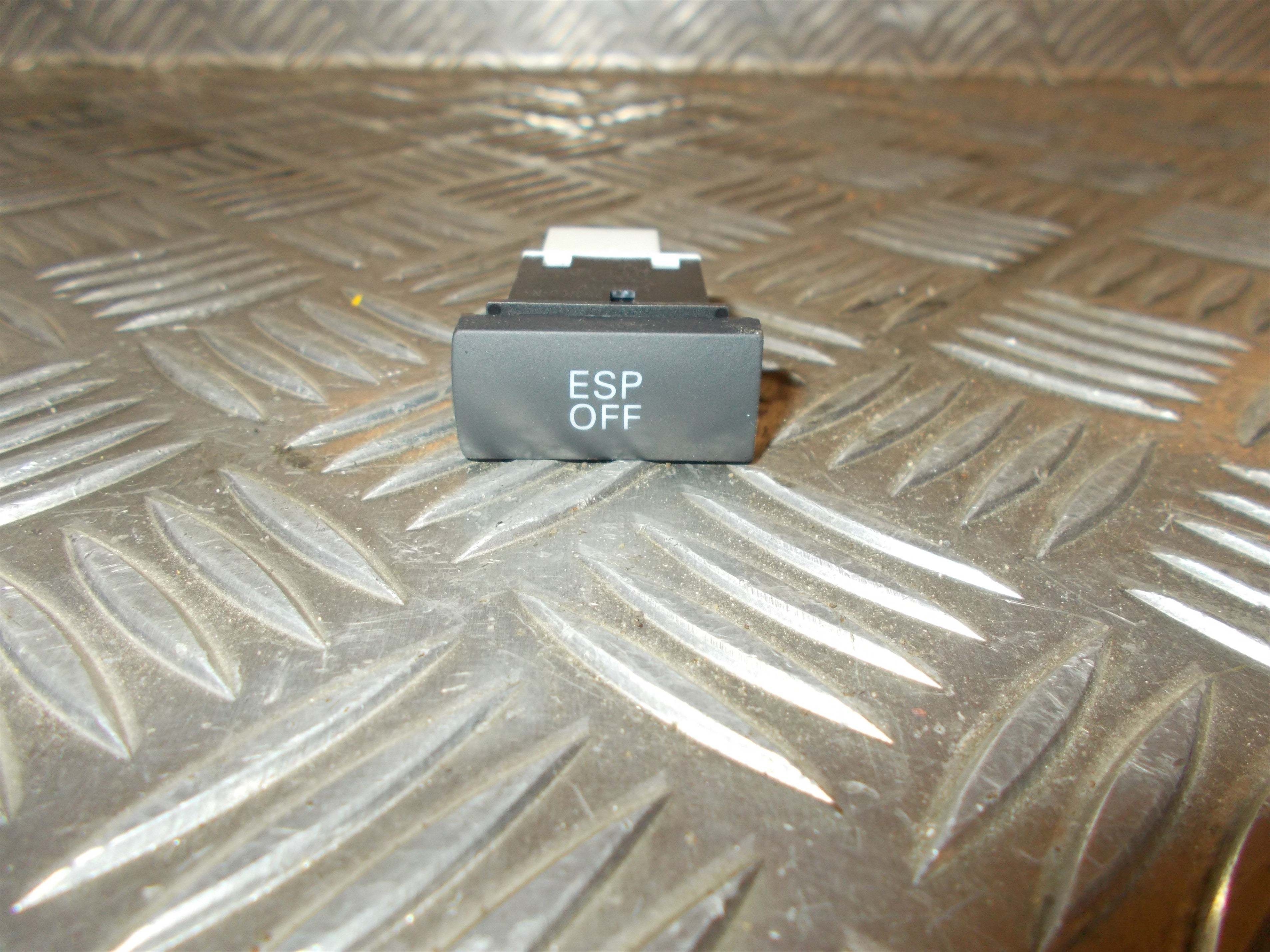 Audi A6 Esp Div. Dele Med OEM Nr. 4F0927134 Fra Audi Ophugger