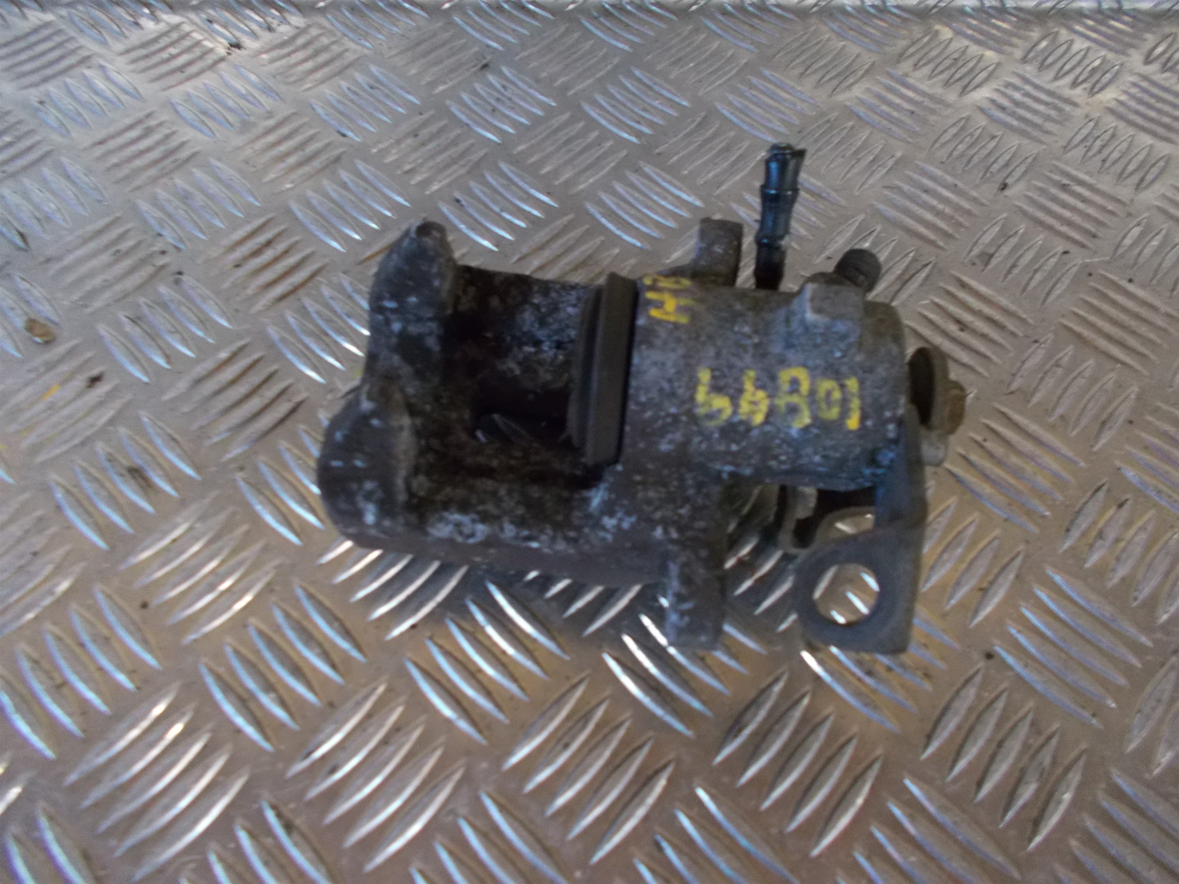 Audi A3 Bremsekaliber Hb Med OEM Nr. 1J0615424H Fra Audi Ophugger