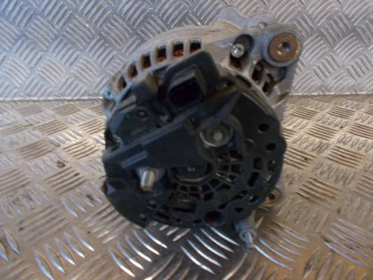 Audi A3 8L Generator Med OEM Nr. 0986041860 Fra Audi Ophugger